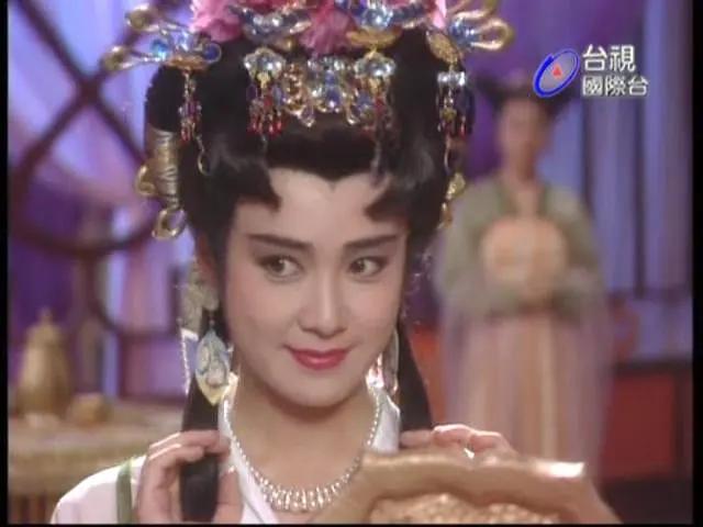 妲己最美傅艺伟变原形,最美妲己傅艺伟近照曝光素颜