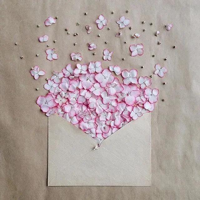 高情商发朋友圈的幽默句子,高情商发朋友圈的句子适合男生