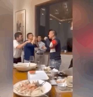 互联网富豪，血雨腥风50年：欲望、财富、杀戮、传奇……