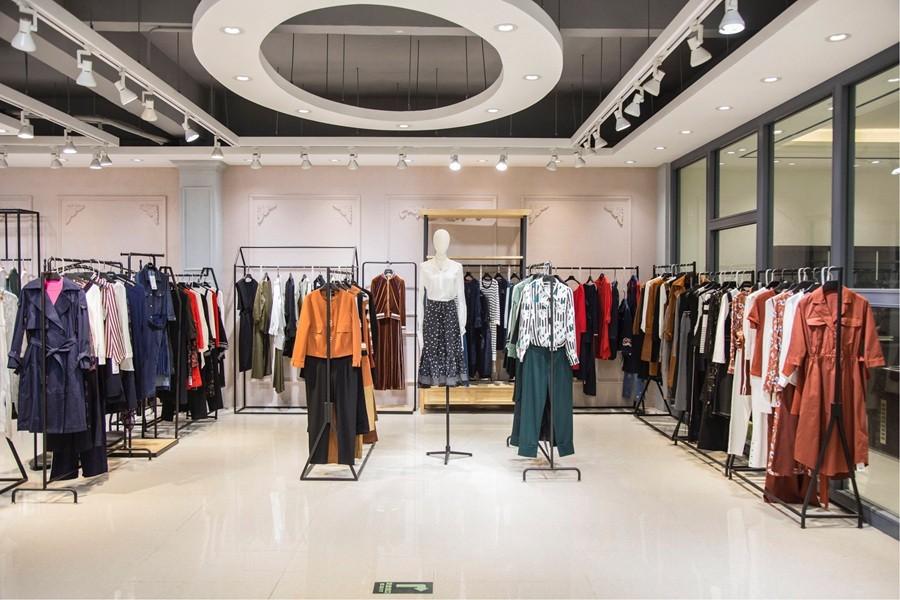 一线大牌品牌尾货怎么拿,阿力大牌折扣女装