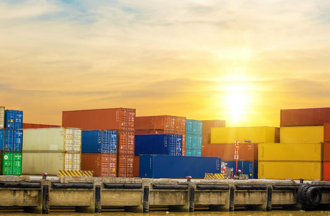 全球抢购外贸,全球贸易大幅缩水出口面临压力