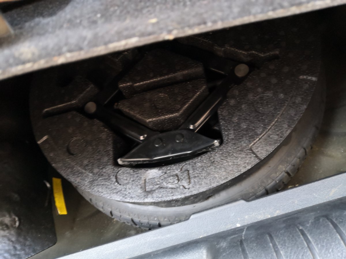 2-3万别克凯越,三万元买别克凯越