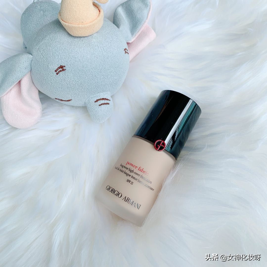 夏天用哪一款粉底液好用,推荐一款适合夏天用的粉底液