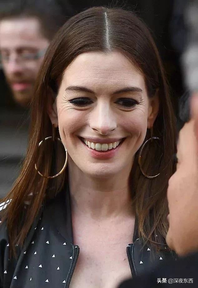 五官争功童话作文450字 (中班童心童画五官的狂欢)