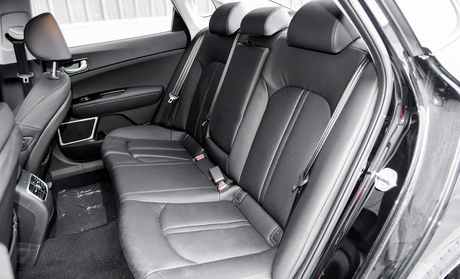 最厚道的合资b级车如今狂跌4万5,落魄但又有自身魅力的几款b级车