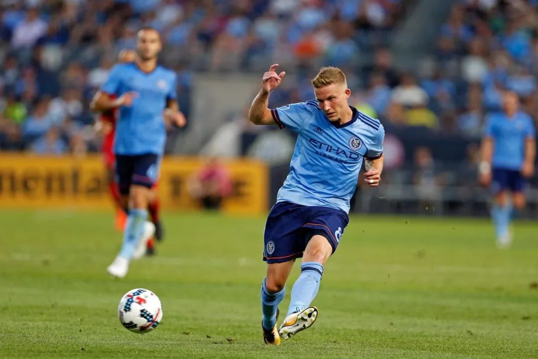 美媒评选十大最被高估的球员,美媒评十大低估球员本赛季