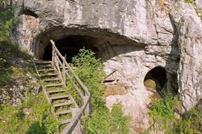 12万年前的人类脚印,200万年前就有人类足迹