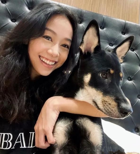 黄心颖现在真的回香港吗,曝黄心颖将出国定居