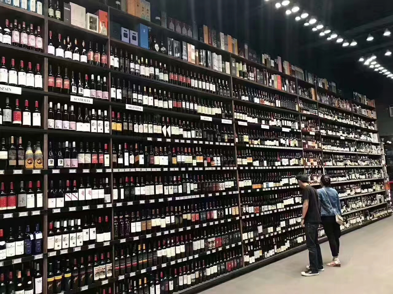 张裕葡萄酒怎么鉴别真假,自酿葡萄酒如何鉴别真假