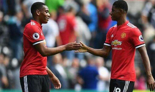 老帅虽无冠却为曼联打下了基础,只对他们来劲,下课也合情合理