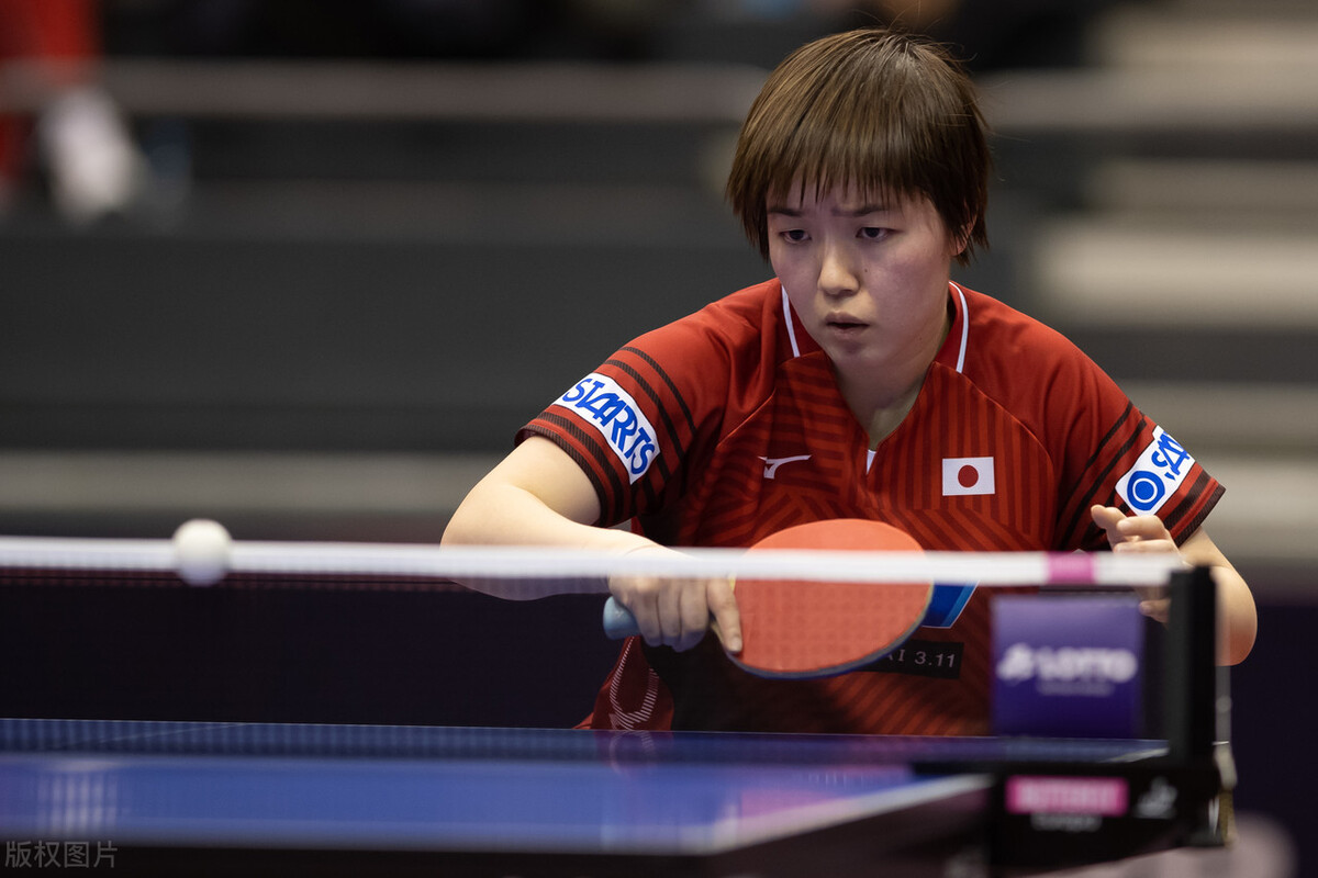 大捷报！冯天薇3：2惊险击败日本天才少女，世界冠军领衔4：0获胜