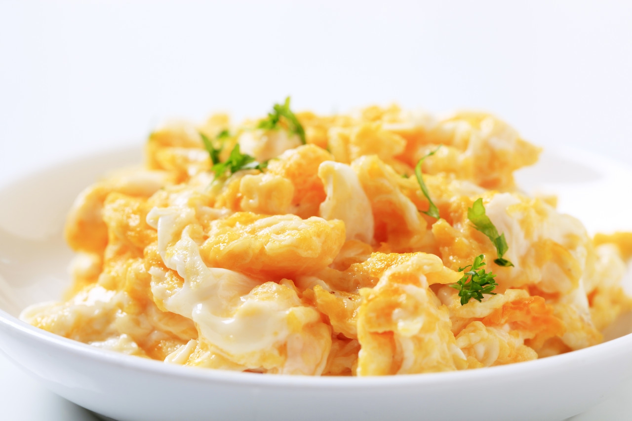 吃鸡蛋能过敏引起荨麻疹吗,吃鸡蛋怎么知道过敏