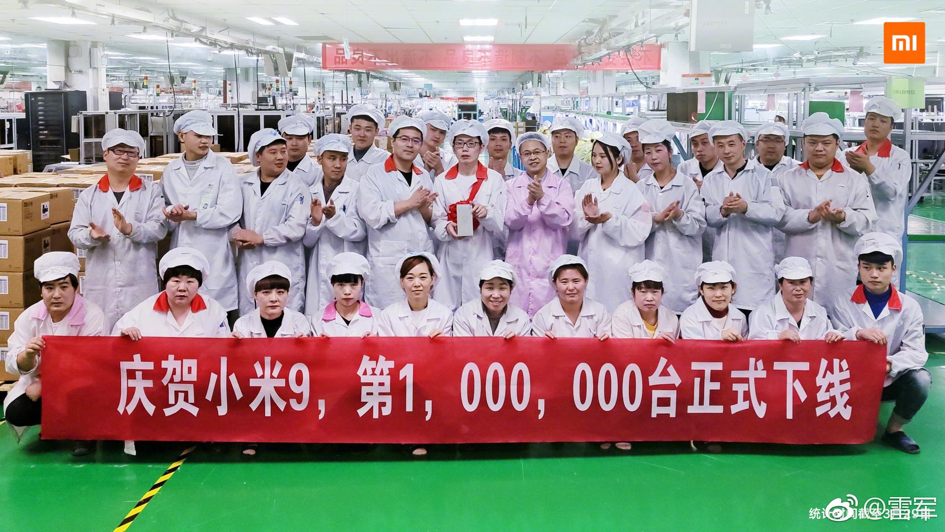 小爱音箱99抢购,399元的小爱触屏音箱