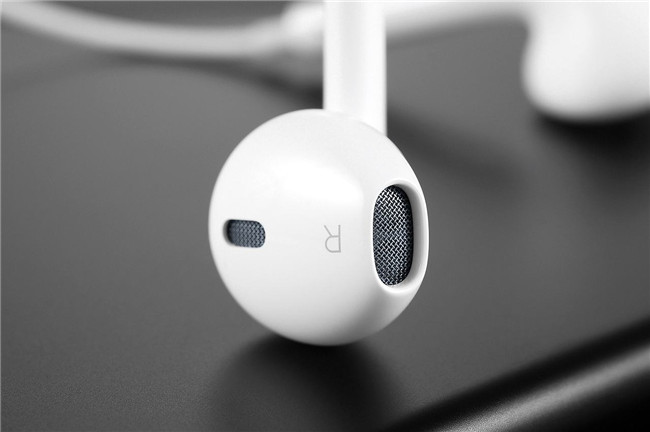 苹果手机自带耳机和买的原装耳机,苹果手机用安卓耳机有啥区别