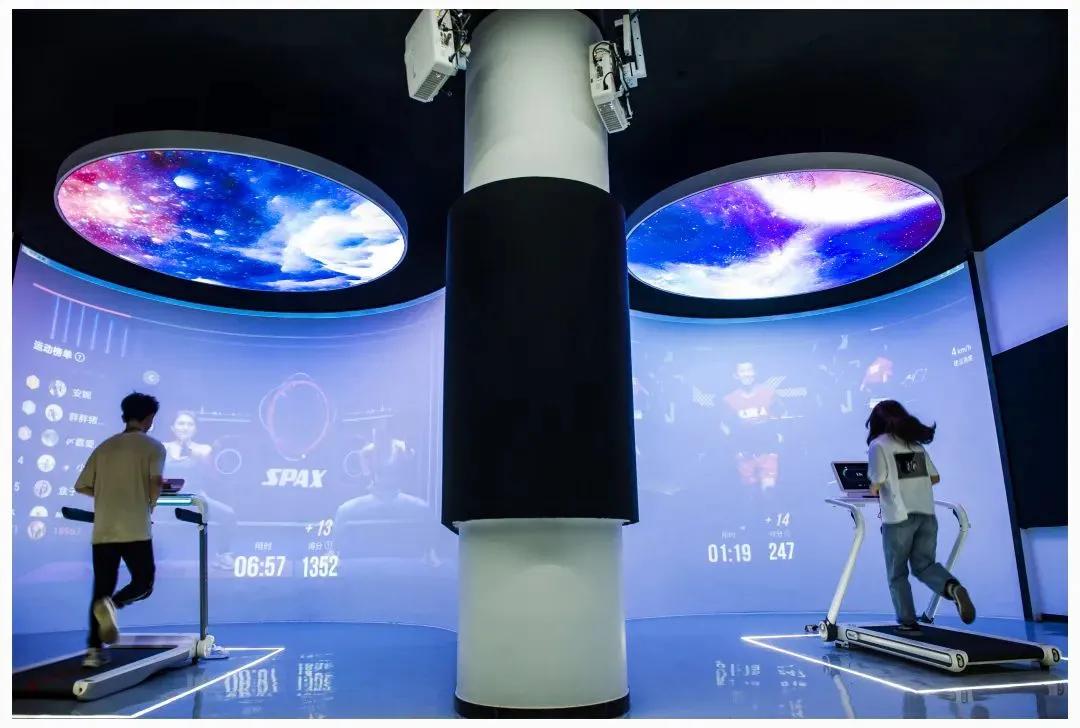 世界就在脚下,世界就在