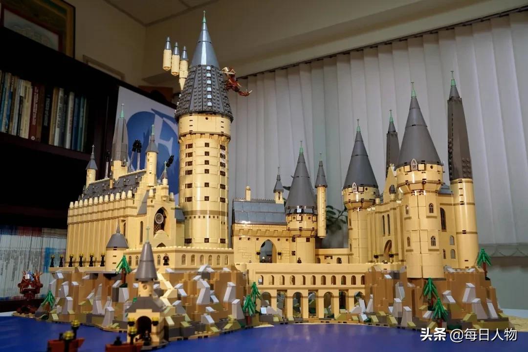 一千块买口罩，三千块买睡衣，疫情期间的女性账本