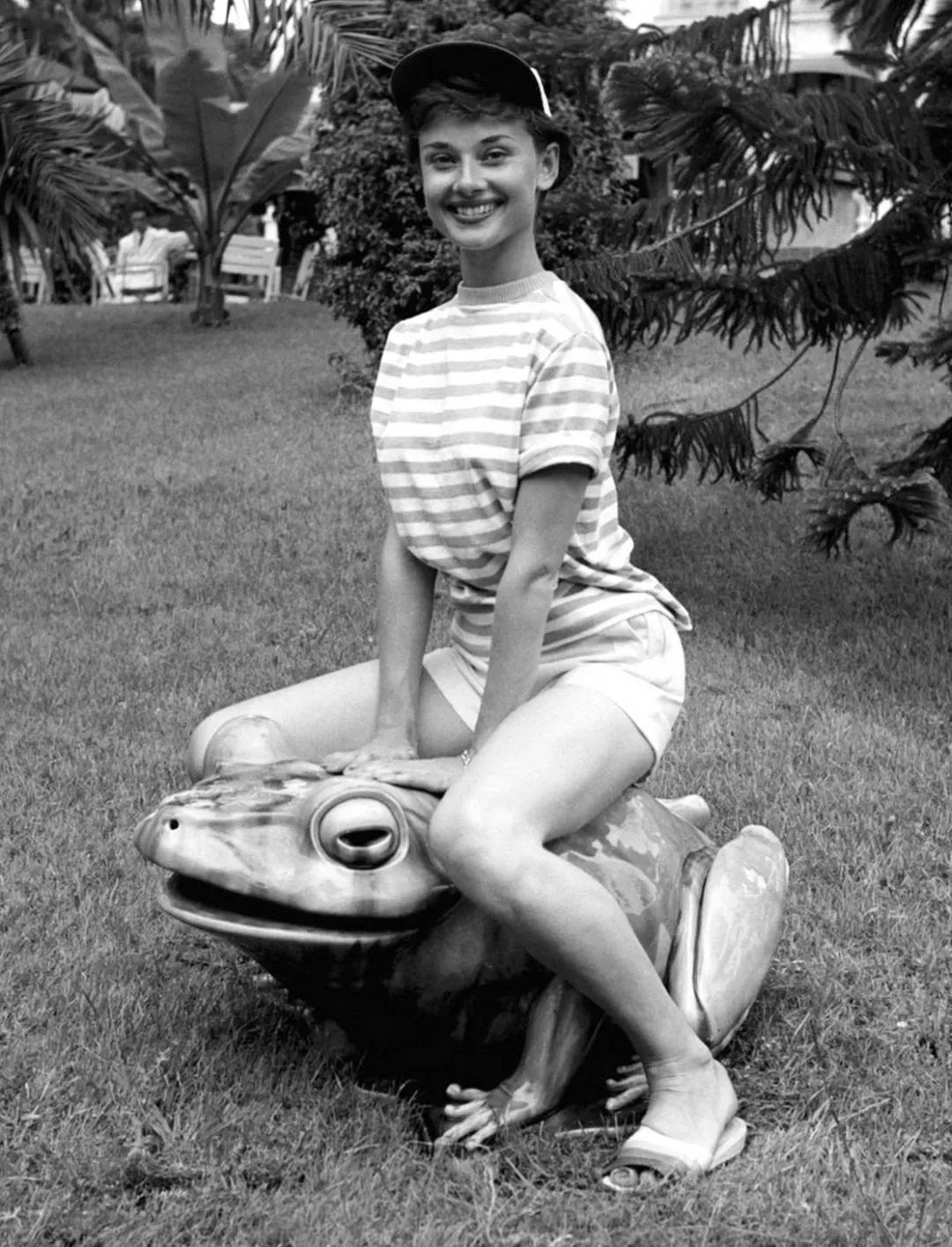 连LV都Pick的经典海魂色，还能玩出什么花来？