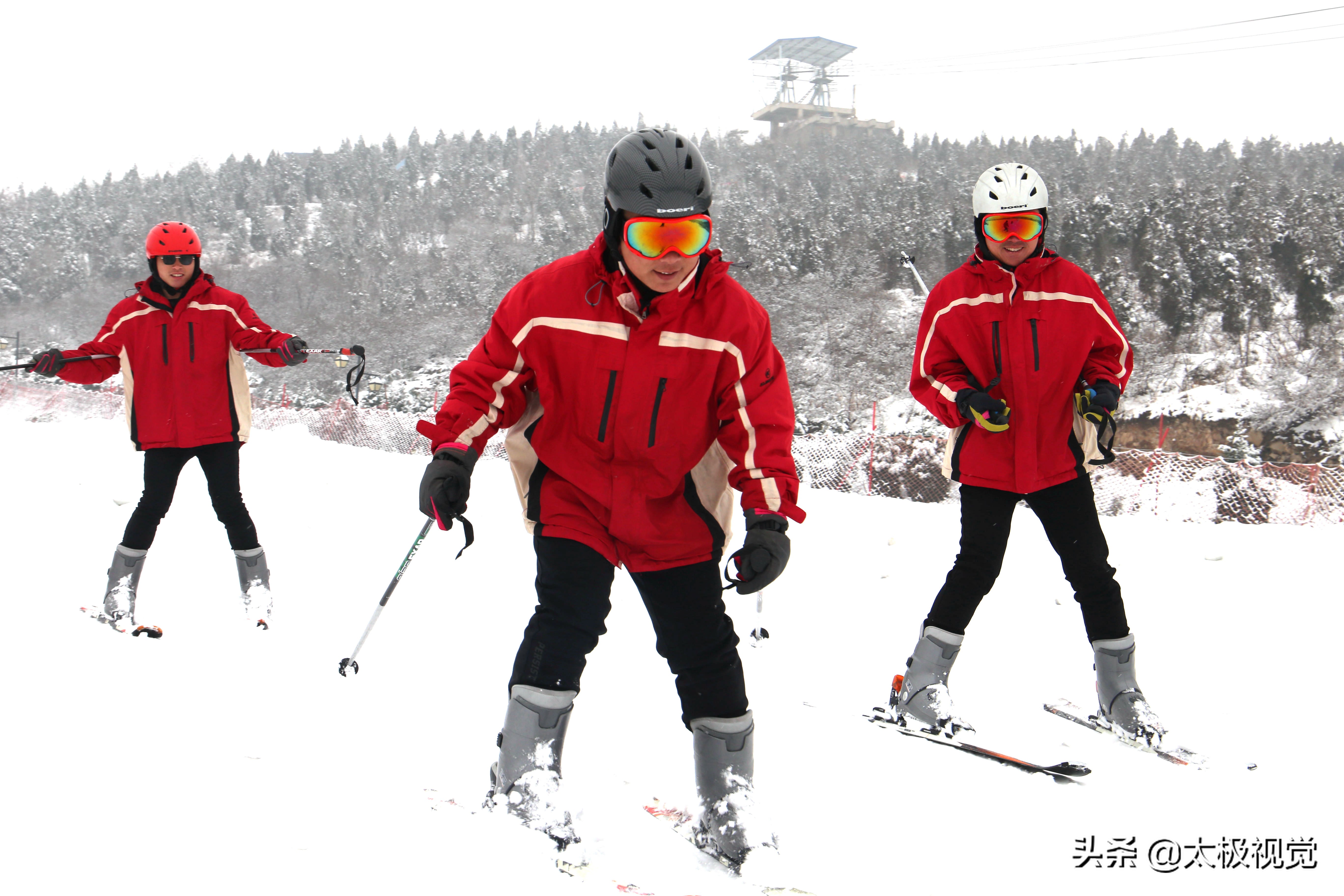 冰雪运动其乐无穷,冰雪运动欢乐无限