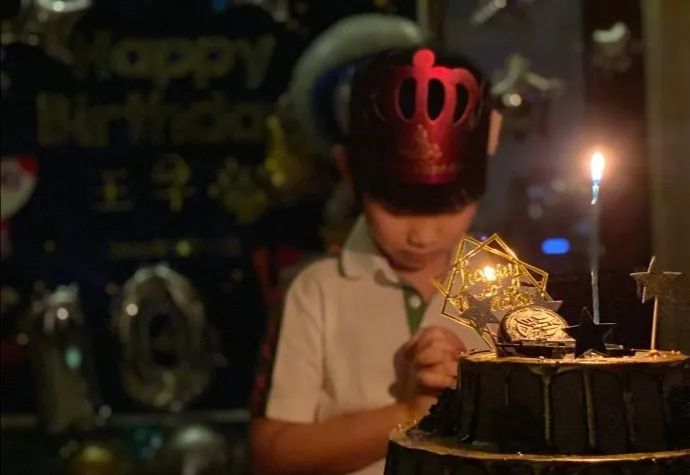 王宝强与马蓉曾经的一家四口,王宝强离婚事件中的宋喆和马蓉