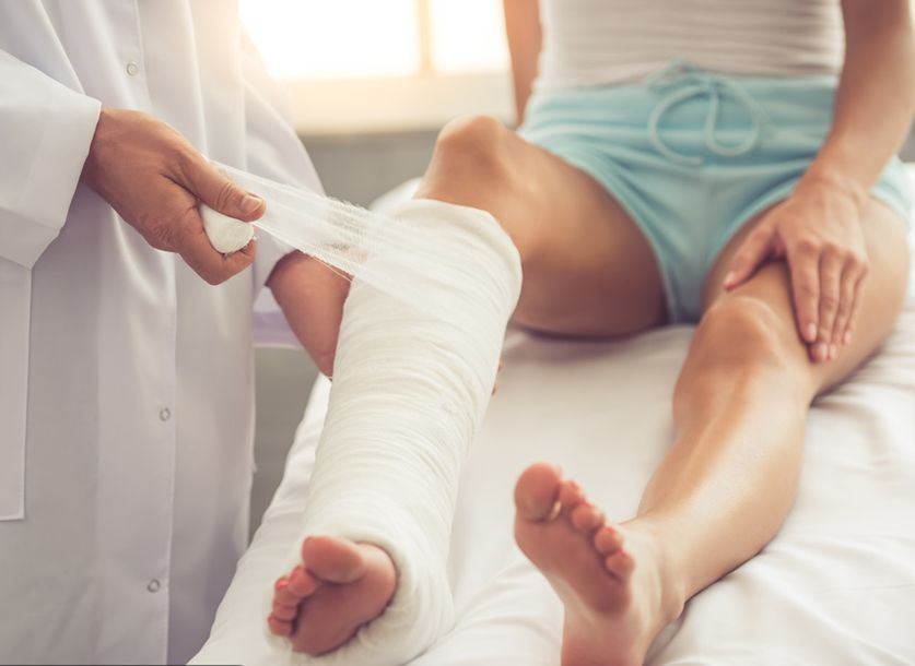 骨折后多久能下地活动？有具体的时间吗？