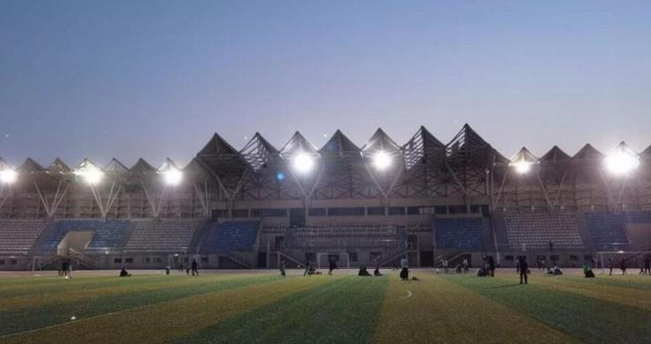 华为p30拍照模式曝光严重,华为p30拍照后置照片变灰