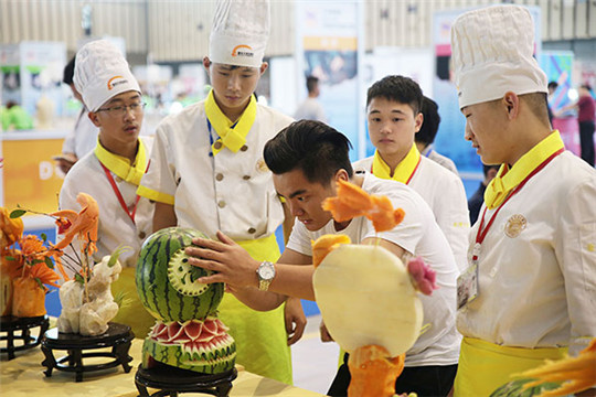 为什么最好别学厨师,学厨师的好处与坏处