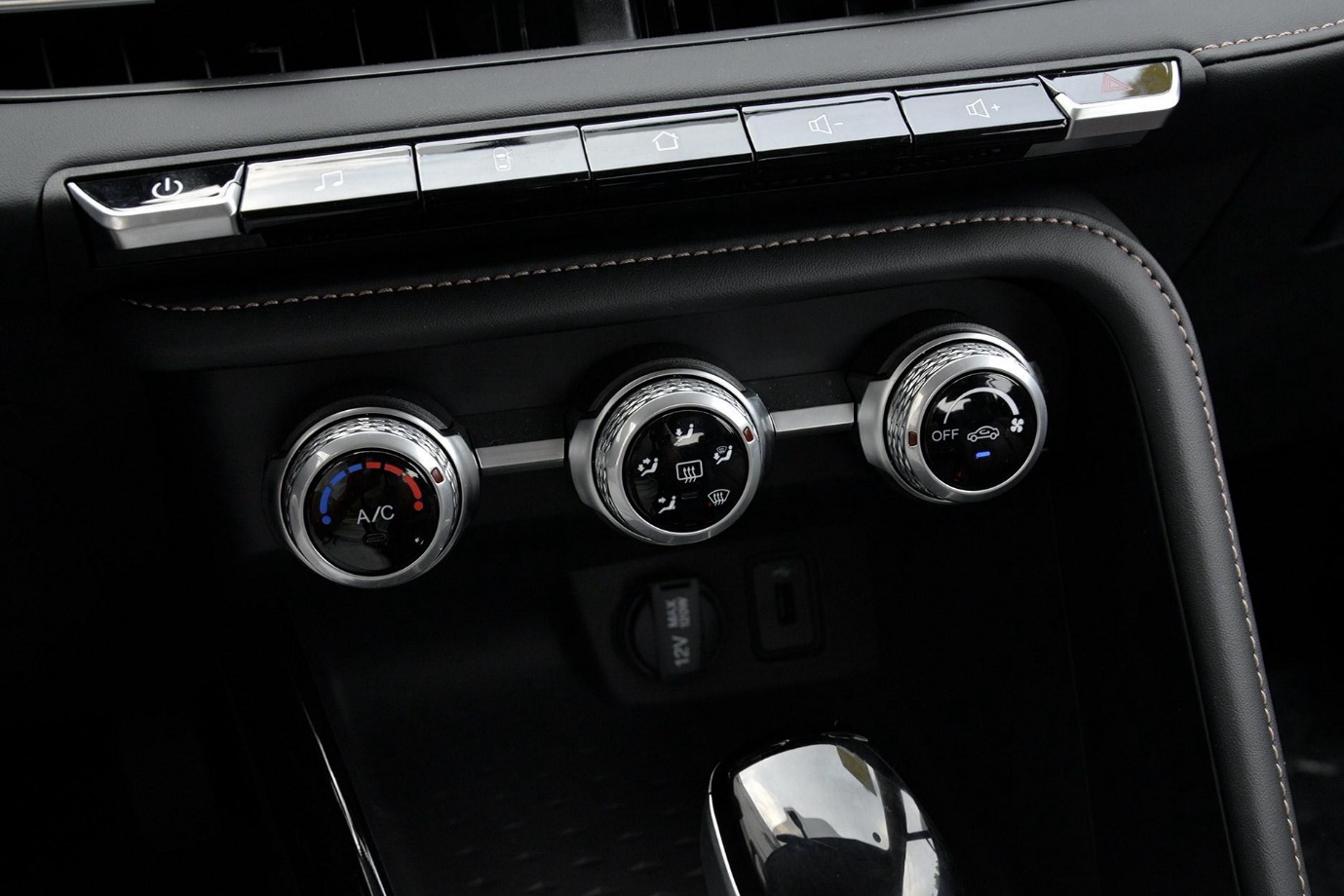 新款长安cs15什么价位,售6.19万元起长安全新cs15上市