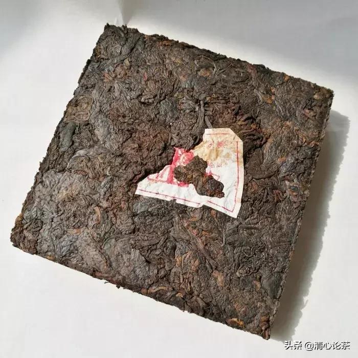 澜沧古茶乌金对比大益,澜沧古茶0085和乌金哪个好