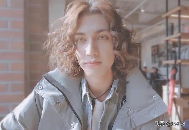 象征权力野心贵族的英文名男,霸气帅气上档次的英文名