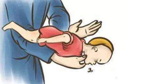 孩子吃东西卡喉咙用手抠可以吗,孩子吃东西卡住喉咙怎么弄视频