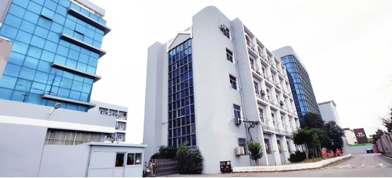 博世汽修学校保时捷中心,上海博世汽修学校怎样