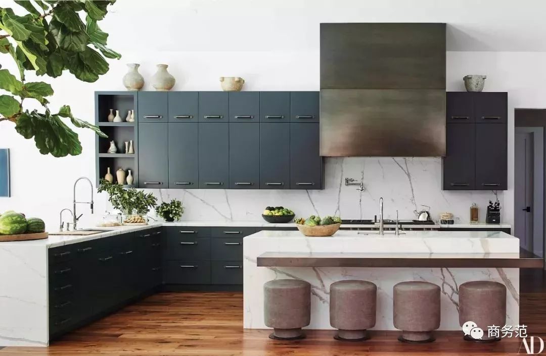 金卡戴珊家族豪宅风格,金卡戴珊豪华豪宅