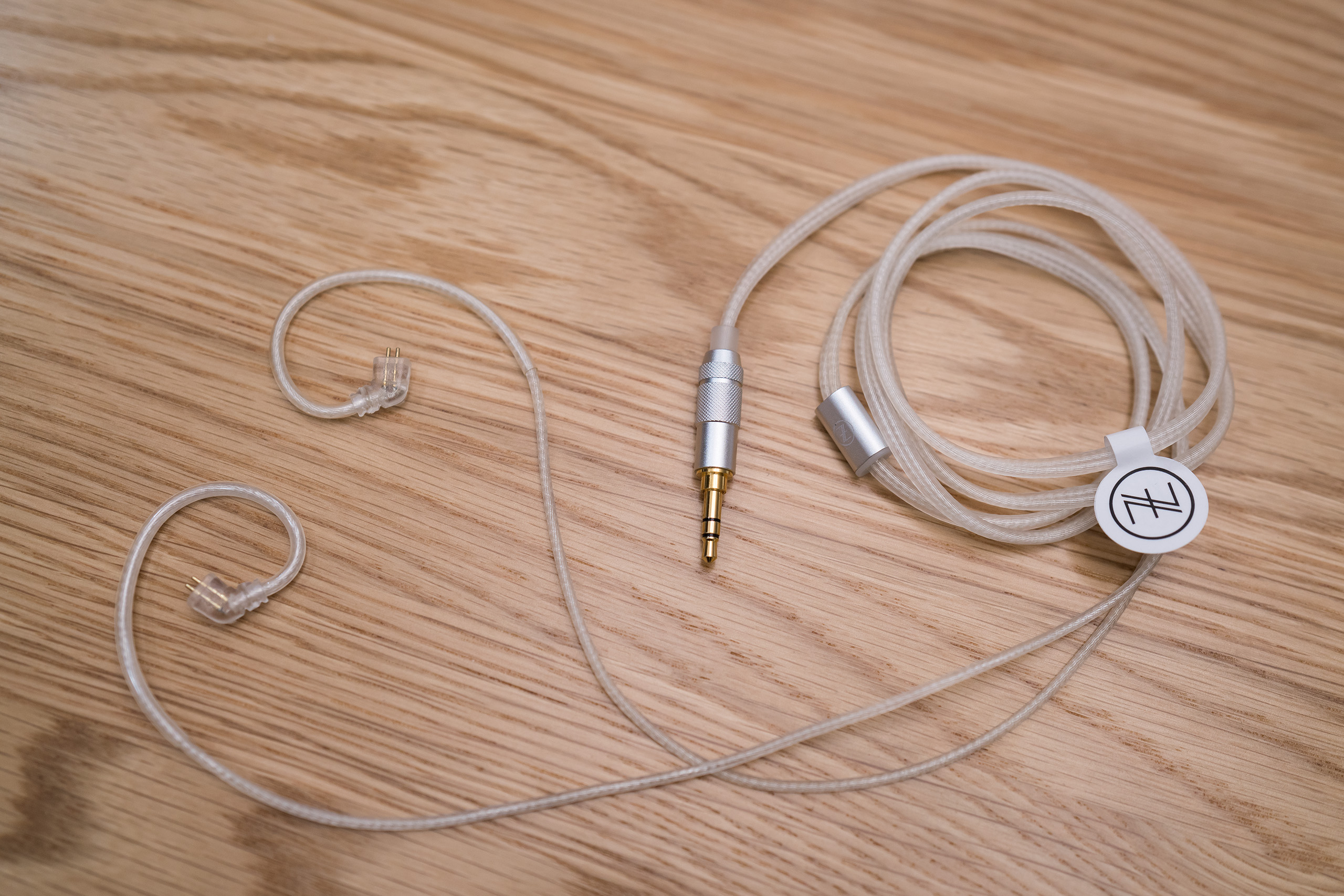 通透精致的平常心——TFZTXBEARMONICA动圈耳塞小评