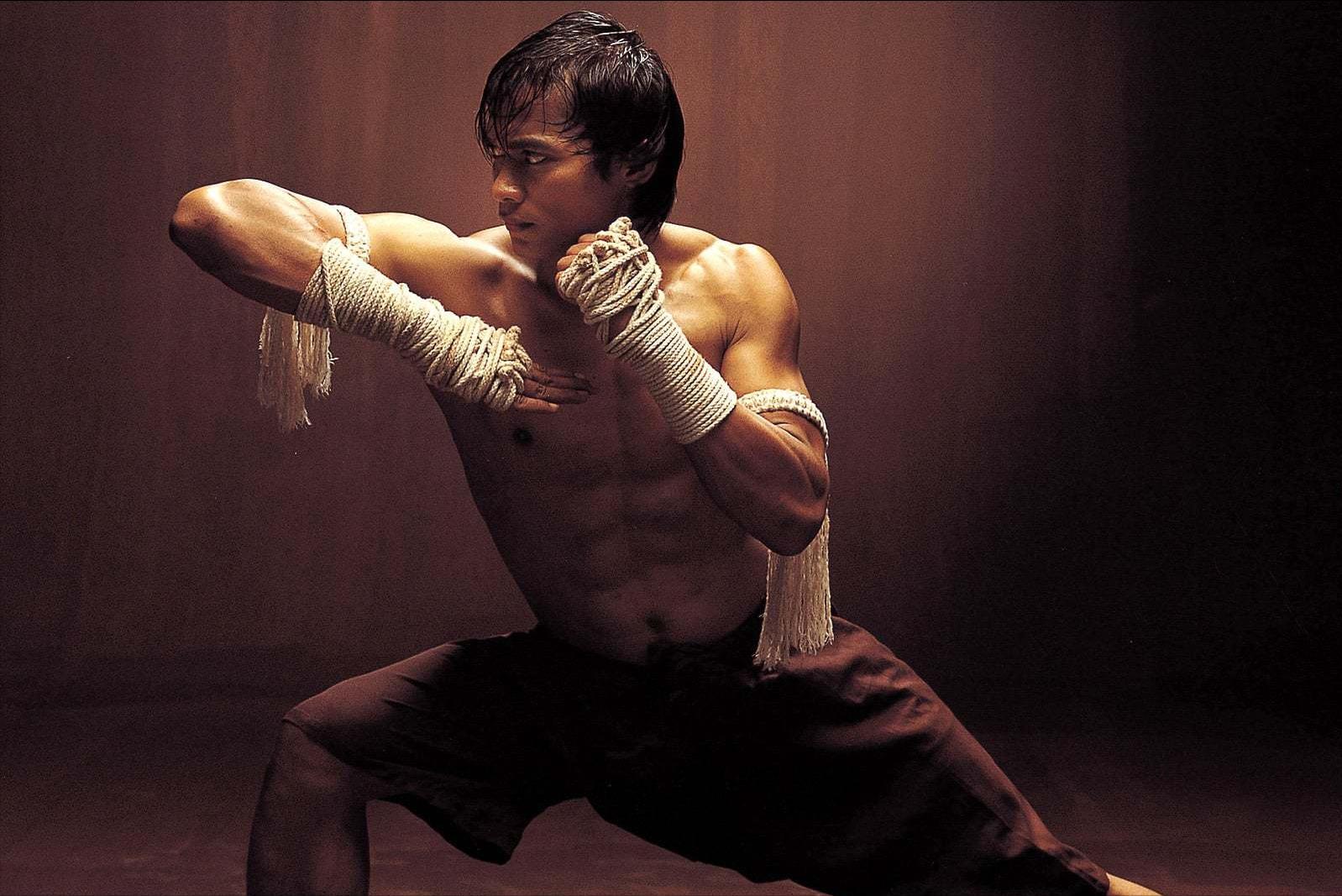 你这一胳膊肘下去,对方的头骨都可能会被干裂?硬核分析不容错过