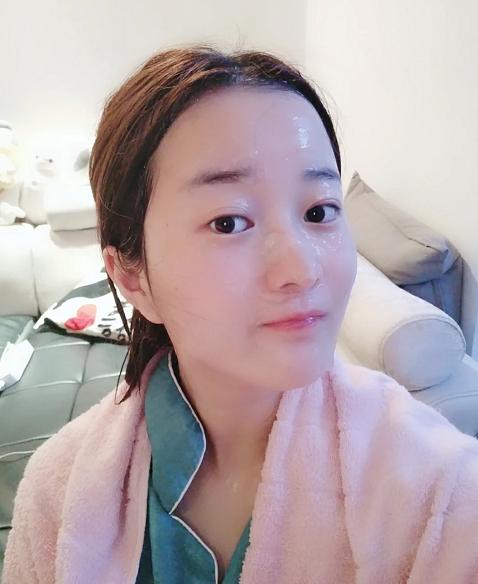 芦荟胶最有效的使用方法,芦荟胶搭配面膜的正确使用方法