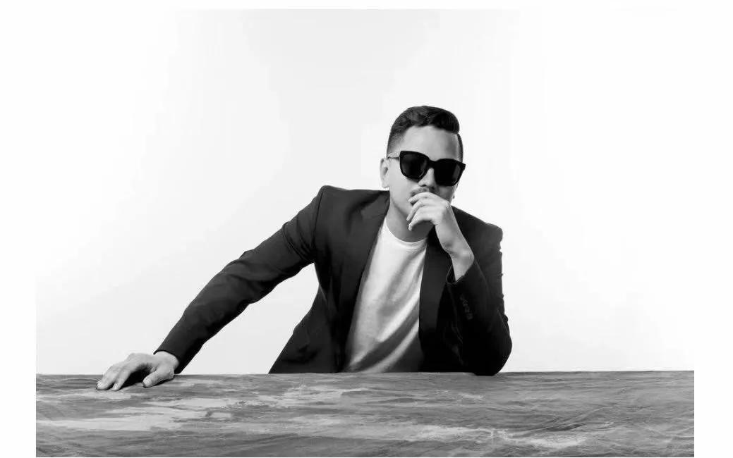 每日速报|薇娅所属公司承认产品存在抄袭，并向粉丝致歉