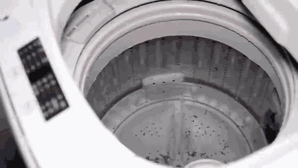 荣事达全自动洗衣机怎么清理垃圾,滚筒洗衣机怎么拆开清洗内部垃圾