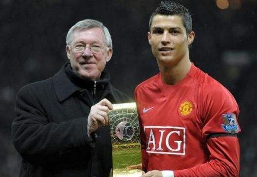 老爵爷弗格森与c罗欧洲杯拥抱,温格和c罗同框