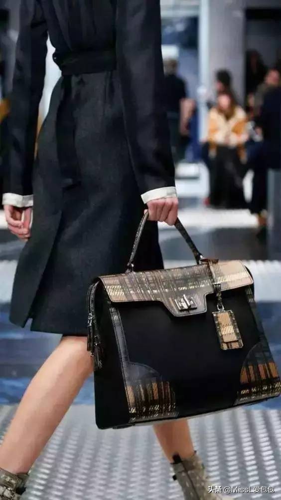 干货|如何选择你的第一只通勤包包？