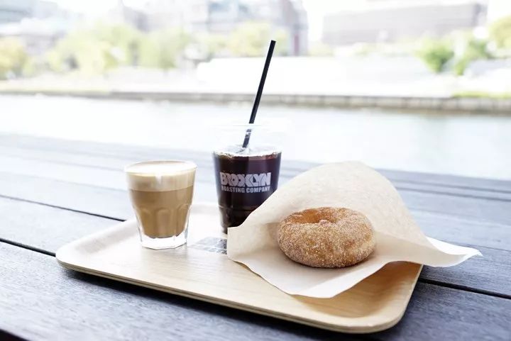 看惯了千篇一律,看惯了千篇一律的风景