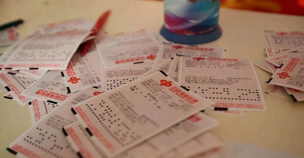 浙江湖州：后台篡改彩票号码，把自己改进了班房