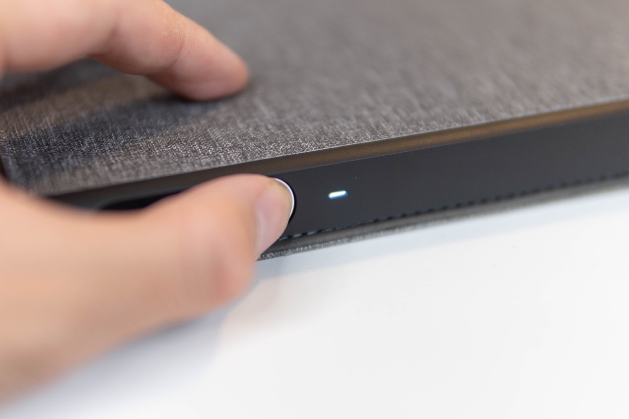 有小秘密也不慌，笔下文创指纹解锁笔记本上线小米有品