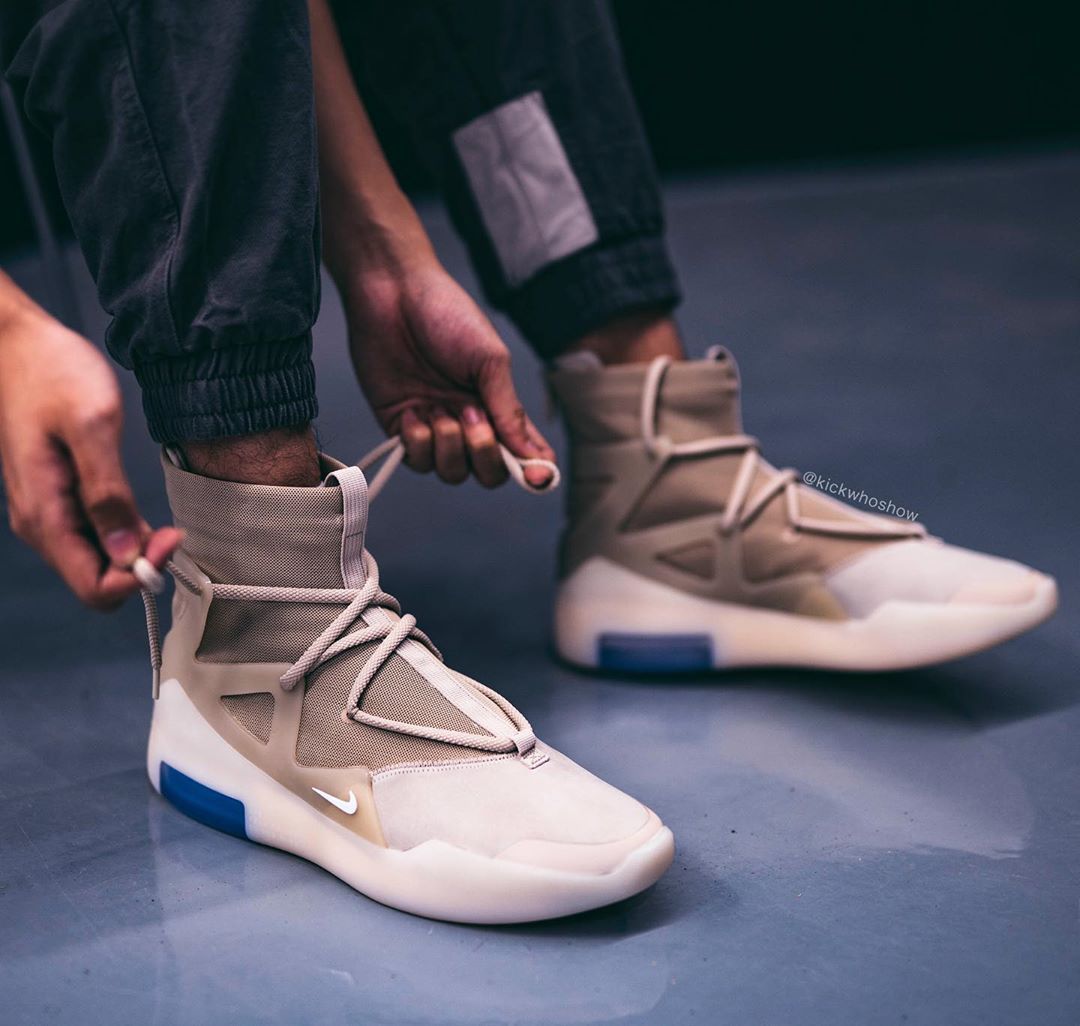 惊了！！某校同学中签无数拿鞋拿到手软