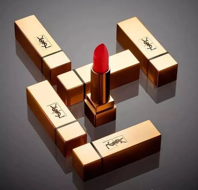 各大奢侈品法语发音 (法语奢侈品牌法语发音)