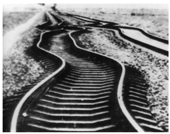 地震视频真实短片唐山大地震,地震前兆唐山大地震