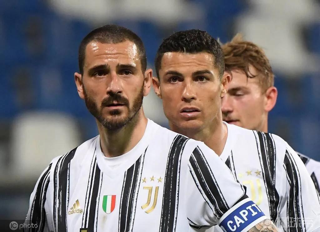 球衣的星星是什么意思,恒大球衣队徽上面有几颗星