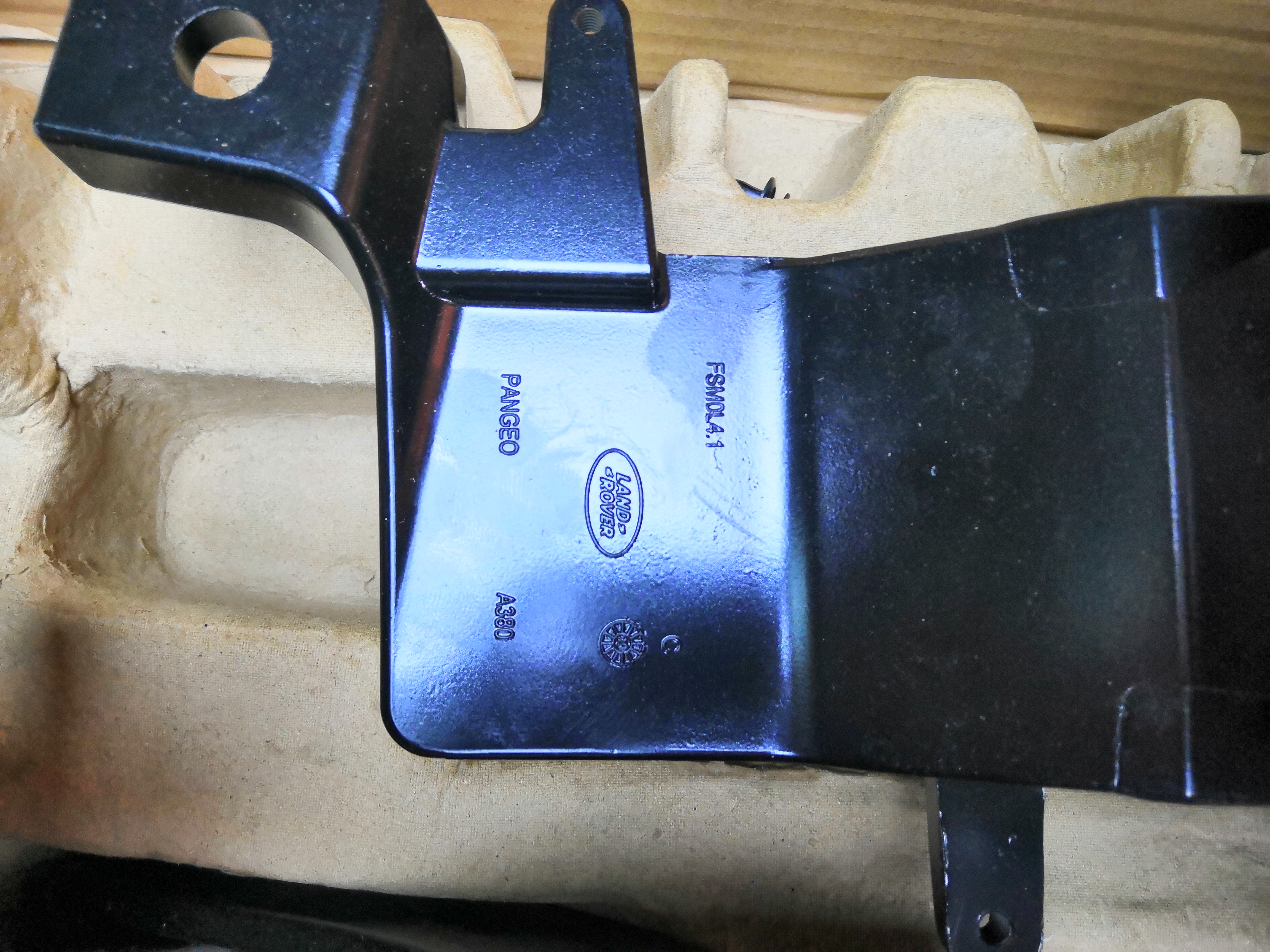 路虎发现5新款suv,路虎发现五迎宾电动踏板