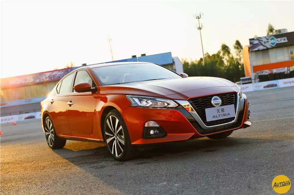 日产第七代天籁怎么定速巡航,第七代天籁日产智联远程启动失败