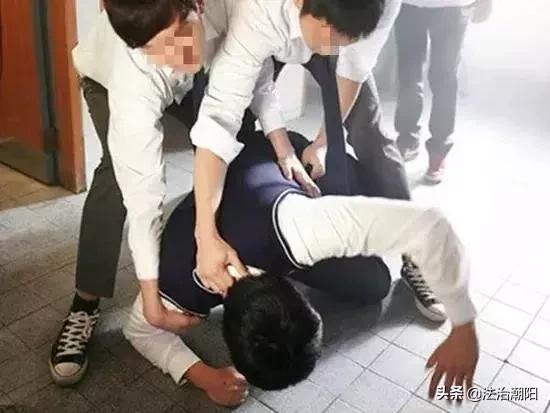 15岁少年强奸7岁女童后推下25楼，“爸爸经常当着我的面看黄片”