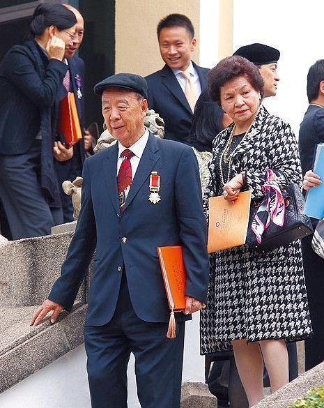 澳门赌王何超琼最新消息,澳门赌王为什么宠爱何超琼